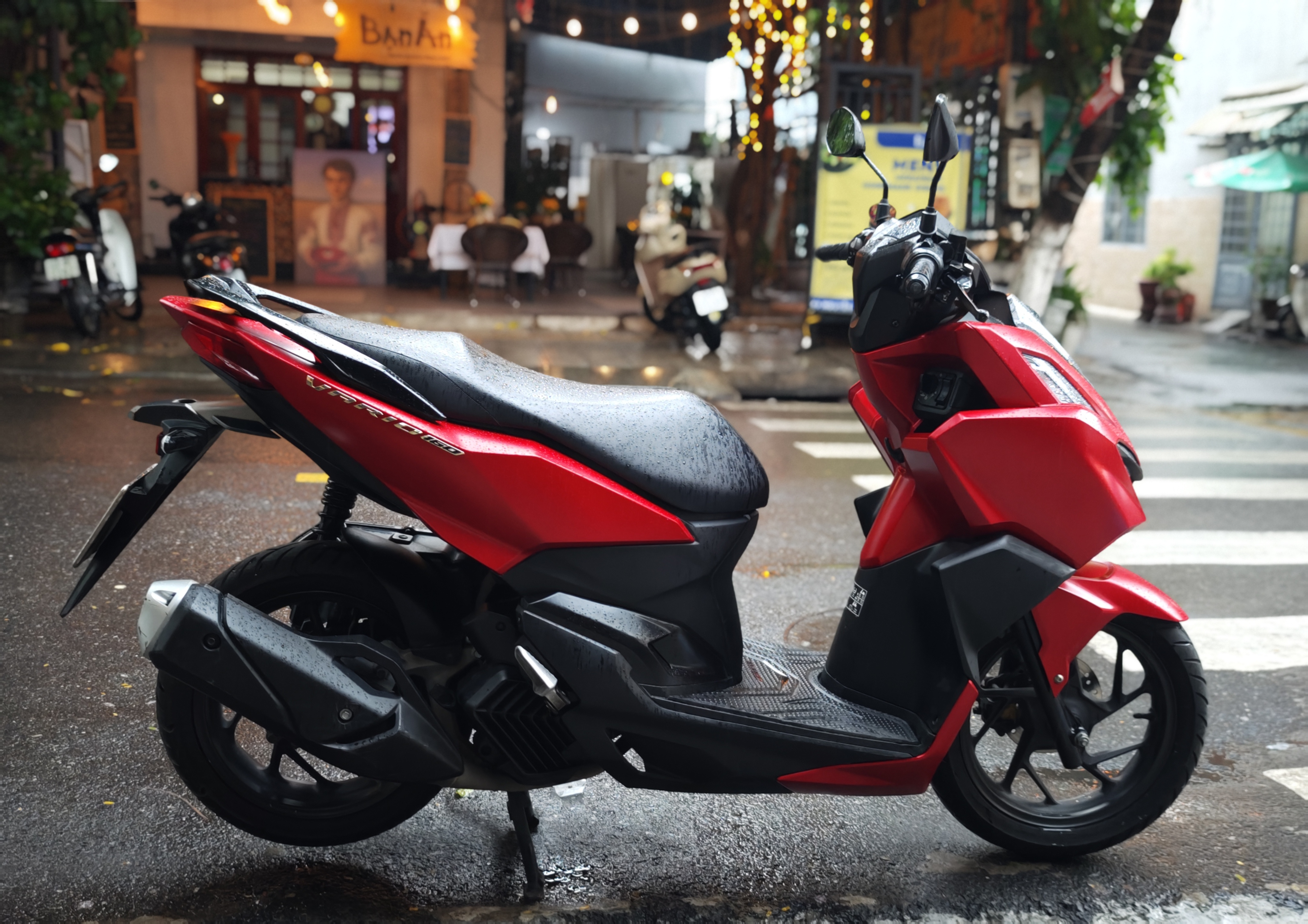 Vario 160 Xám ABS